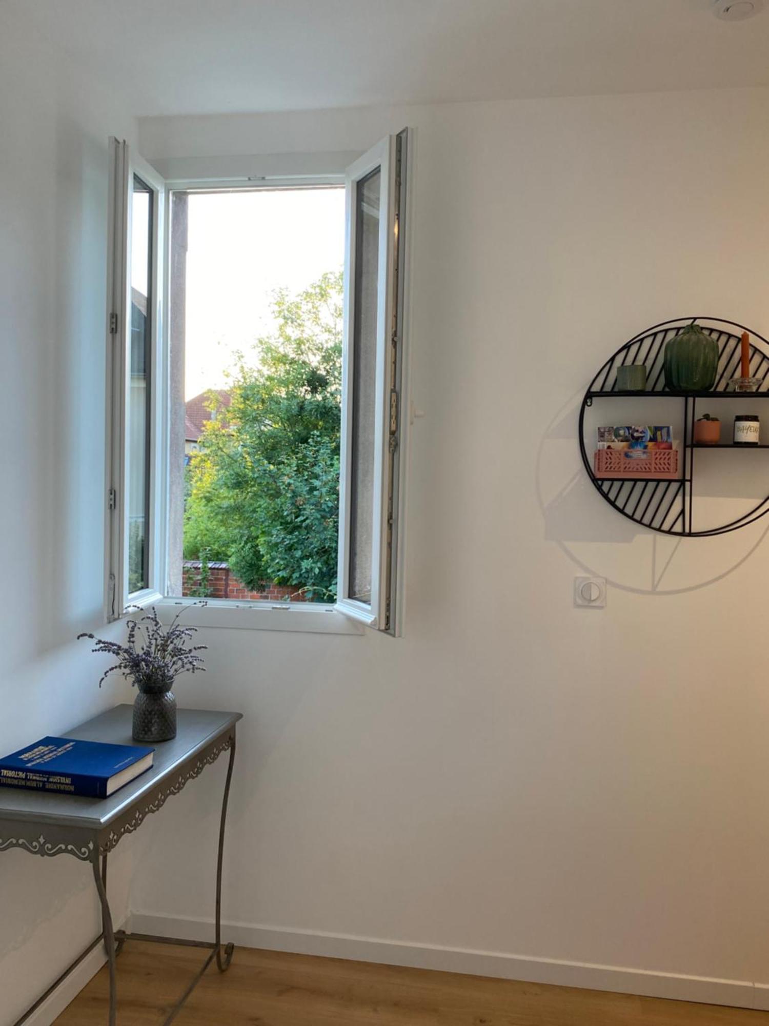 Ferienwohnung L Atelier De Leon Bayeux Exterior foto